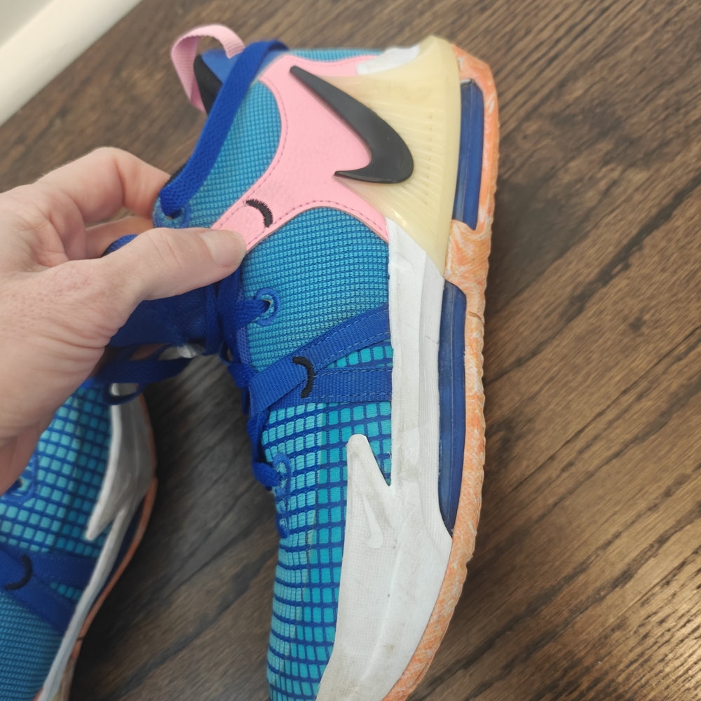 Nike LeBron Witness - Picture 4 of 8